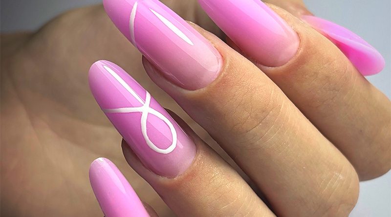 Pose rose et nailart blanc